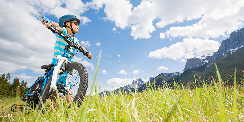 CÓMO ELEGIR GAFAS DE SOL DEPORTIVAS PARA TUS HIJOS: Proteger los ojos de los niños y mejorar el rendimiento